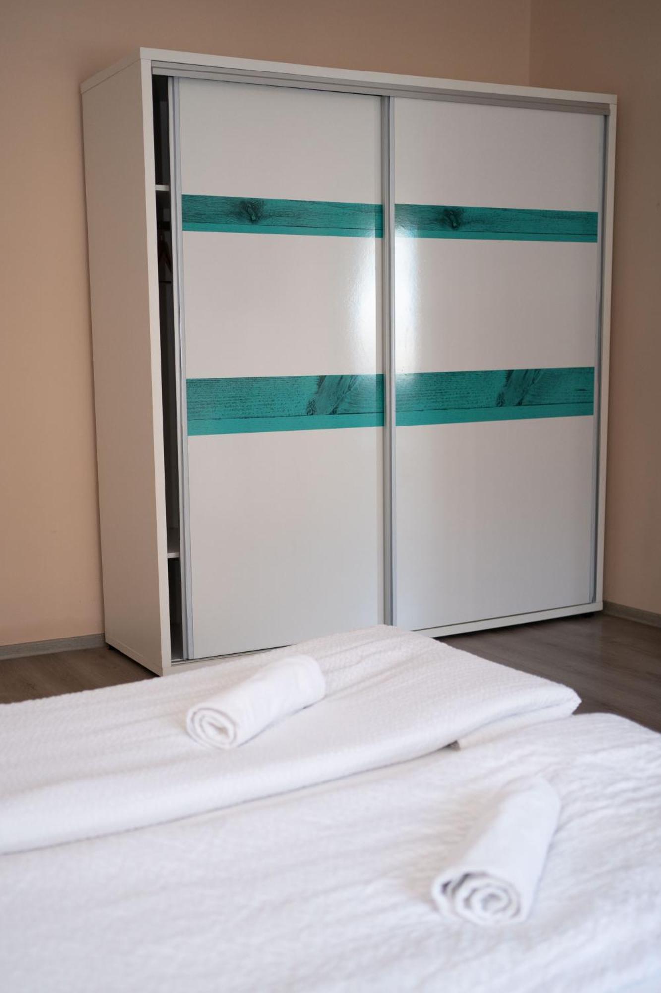 Milan House Apartment Arad Bagian luar foto